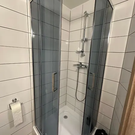 Sunshine בית הארחה